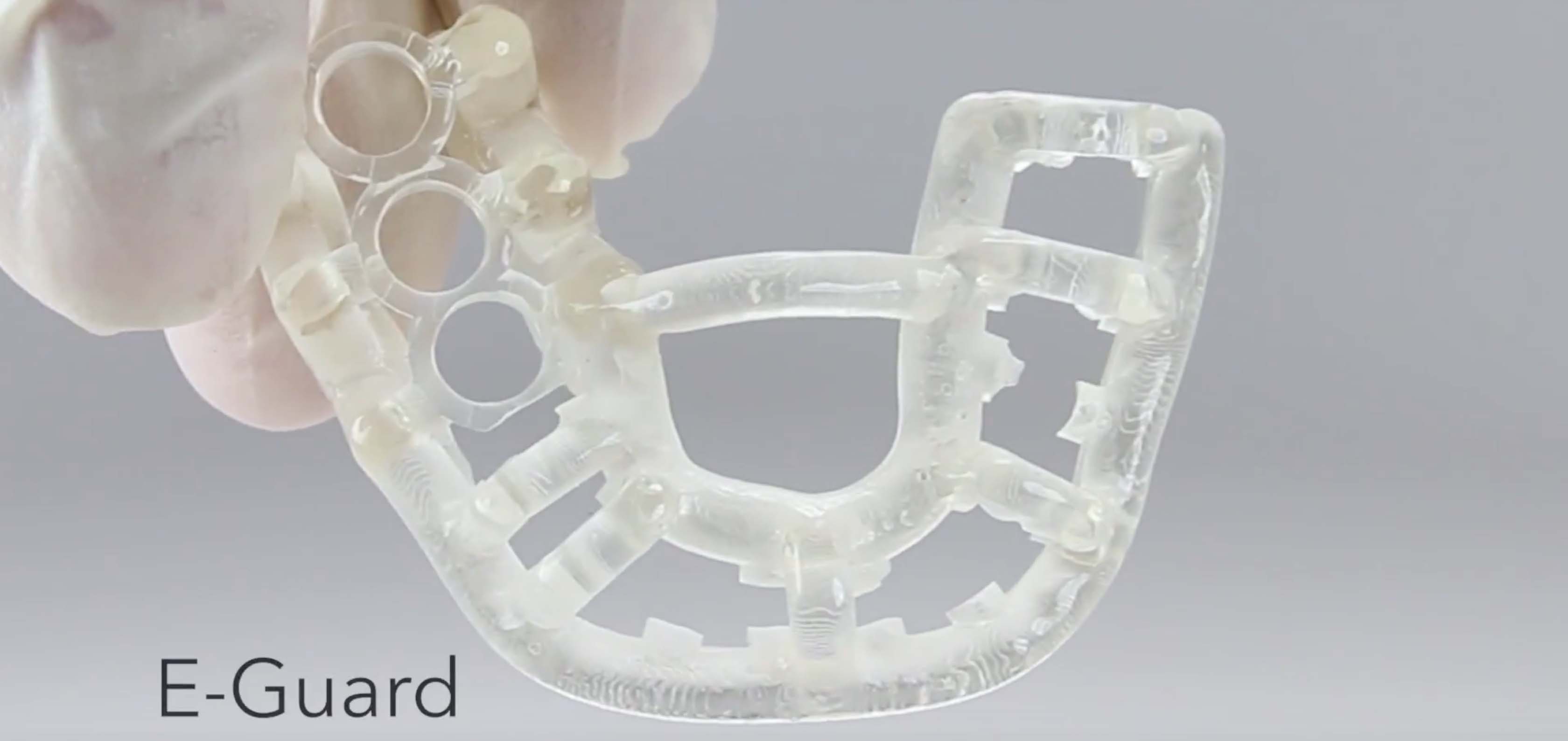 Rapid-3D_Envisiontec-Vida-Dental-implant_E-Guard
